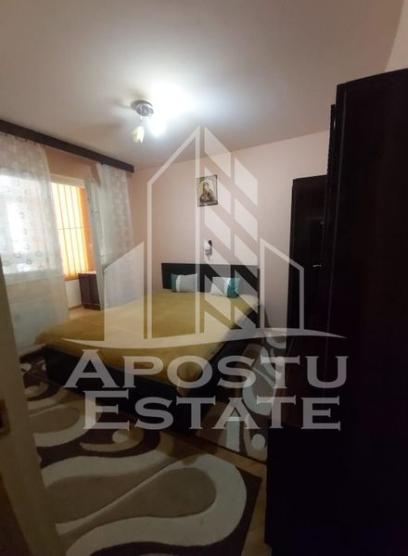 Apartament 3 camere, spatios, Zona Dacia