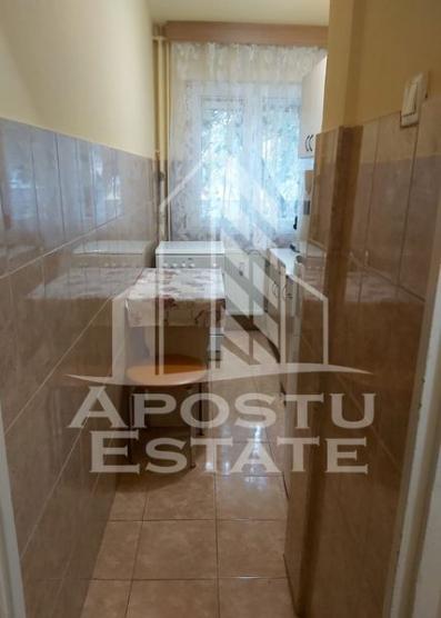 Apartament 3 camere, spatios, Zona Dacia