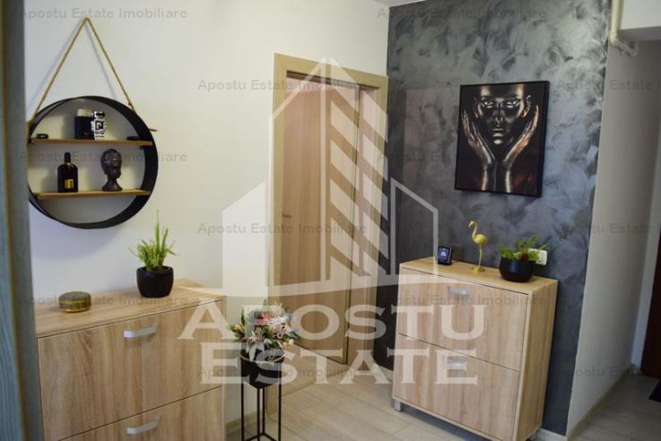 Apartament cu 2 camere, lux, 56mp + curte de 120mp, zona Aradului