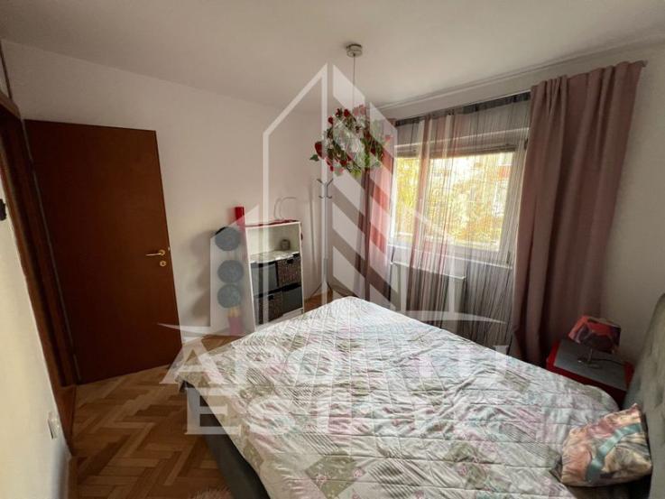 Apartament cu 3 camere, 2 balcoane, centrala proprie, zona Soarelui