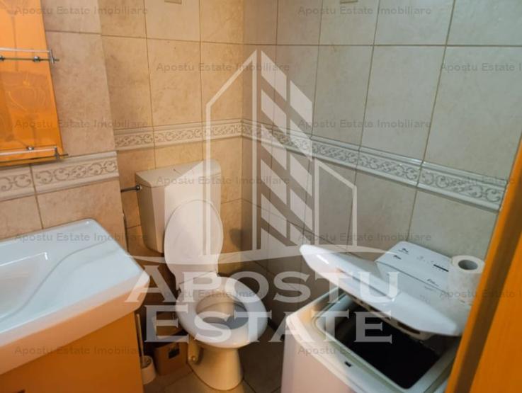 Apartament cu 3 camere, Fabric, Centrala Proprie