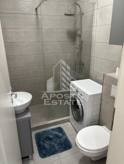 Apartament cu 2 camera, parter, loc de parcare privat, zona Girocului.