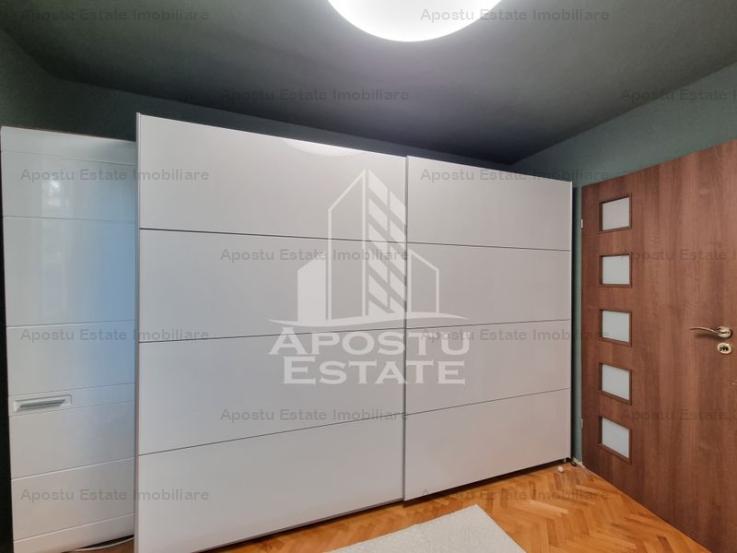 Apartament cu 3 camere, decomandat, aproape de Iulius Mall