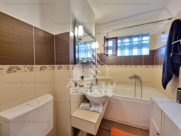 Apartament cu 3 camere, decomandat, aproape de Iulius Mall