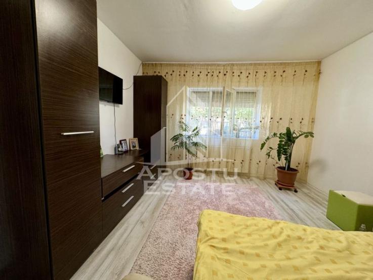 Casa individuala cu 5 camere, in zona Steaua langa Shopping City.