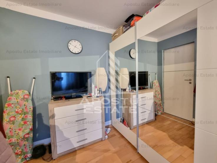 Apartament 4 camere,  decomandat, centrala proprie, zona Dacia