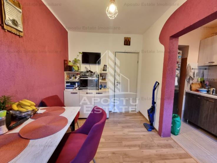 Apartament 4 camere,  decomandat, centrala proprie, zona Dacia