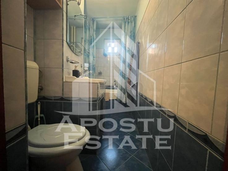 Apartament cu 2 camere, semidecomandat,  etaj intemediar, Sagului