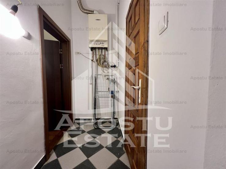 Ap cu 3 camere, centrala proprie, cladire istorica, zona Maria