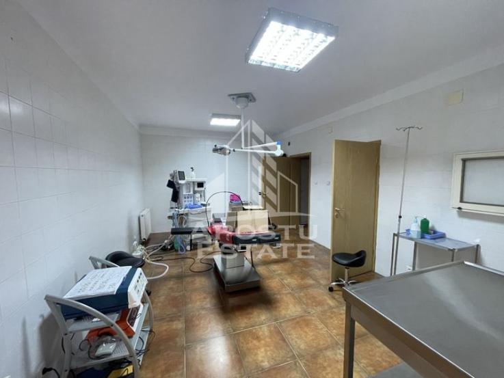 Spatiu 220 mp de inchiriat zona Braytim ideal clinica, birouri.