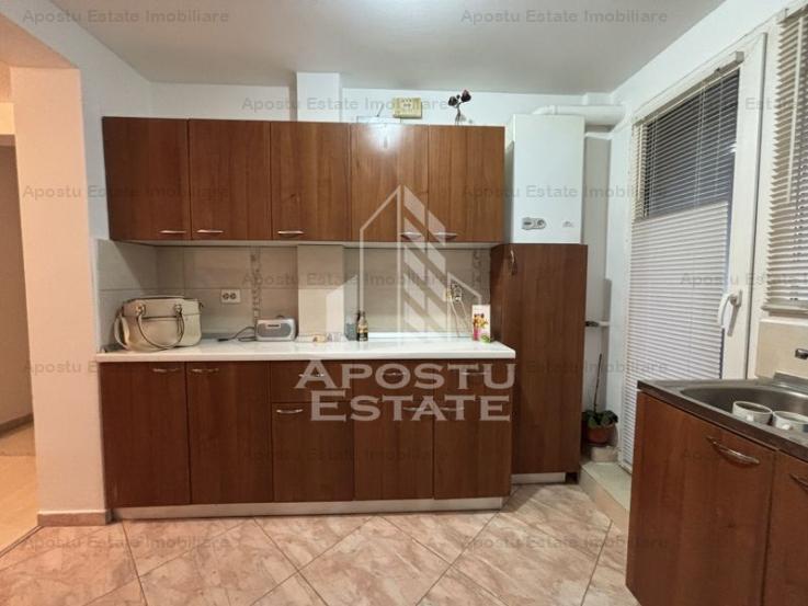 Apartament cu 3 camere in zona Shopping City, centrala termica