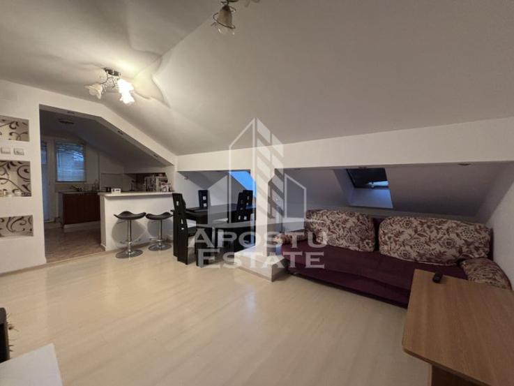 Apartament cu 3 camere in zona Shopping City, centrala termica