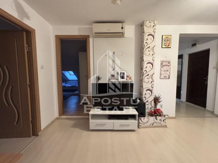 Apartament cu 3 camere in zona Shopping City, centrala termica