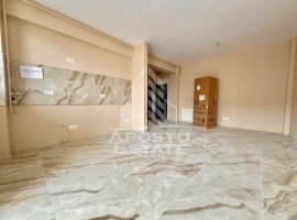 Apartament cu 2 camere, etaj intermediar, zona benzinariei Eso