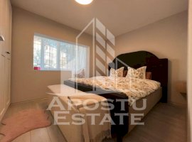 Apartament 3 camere, 2 bai, 2 balcoane, renovat in zona Dambovita