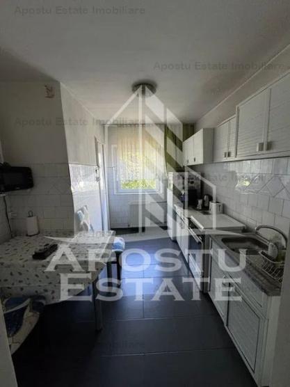 Apartament cu 4 camere, 2 bai si 2 balcoane in zona Sagului