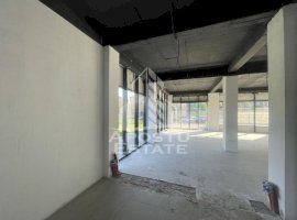 Spatiu comercial 83 mp, zona Lipovei