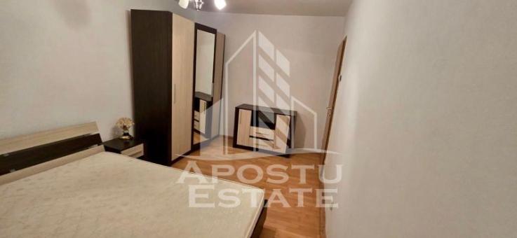 Apartament 4 camere,centrala proprie,zona Circumvalatiunii