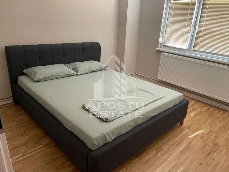 Apartament cu 3 camere, decomandat ,situat in zona Spitalul Judetean