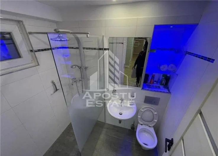 Apartament cu 3 camere, decomandat ,situat in zona Spitalul Judetean