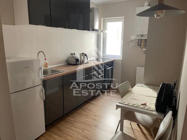 Apartament cu 3 camere, decomandat ,situat in zona Spitalul Judetean