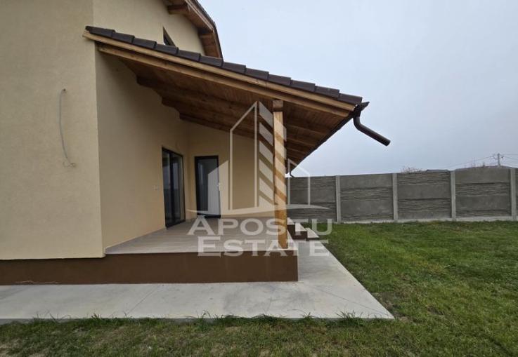 Duplex complet decomandat, cu 4 camere si 2 bai, langa Bucovat