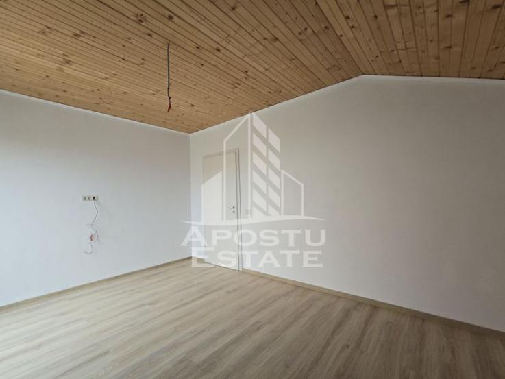 Duplex complet decomandat, cu 4 camere si 2 bai, langa Bucovat