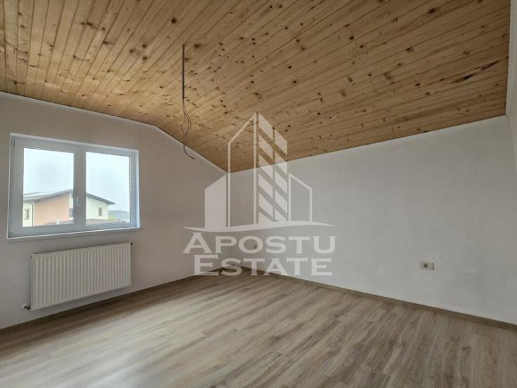 Duplex complet decomandat, cu 4 camere si 2 bai, langa Bucovat