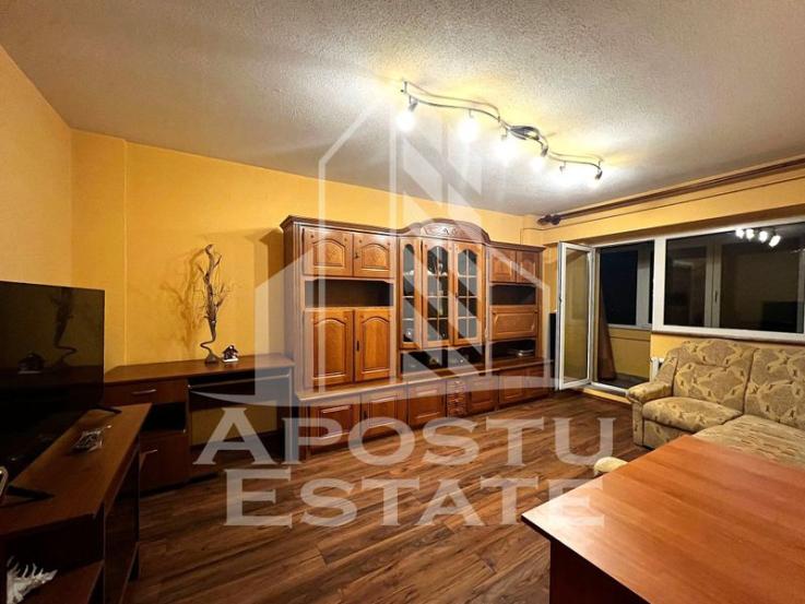 Apartament 2 camere decomandat Zona Banu Maracine