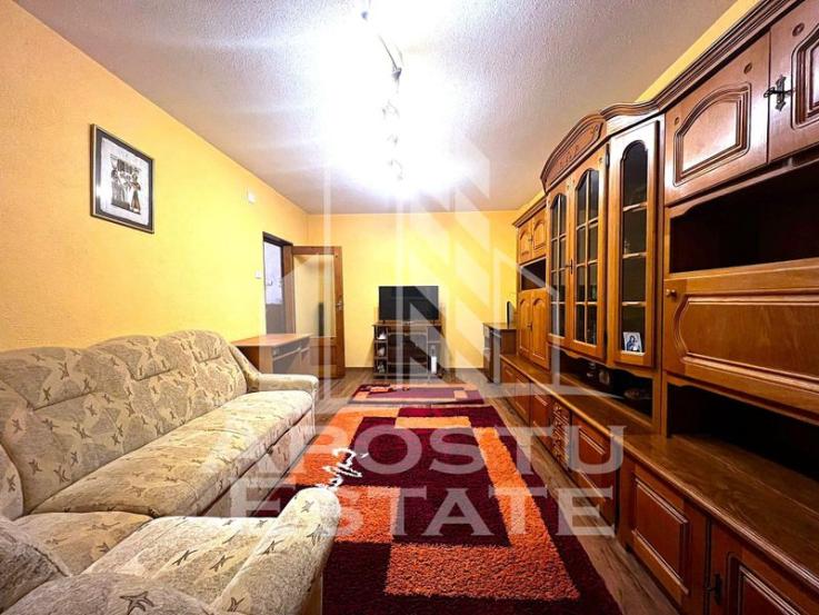 Apartament 2 camere decomandat Zona Banu Maracine