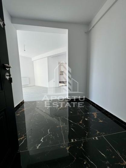 Apartament cu 2 camere, bucatarie inchisa, etaj intermediar, Braytim.