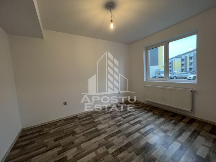 Apartamente cu 2 camere decomandat, la parter cu balcon zona Braytim.