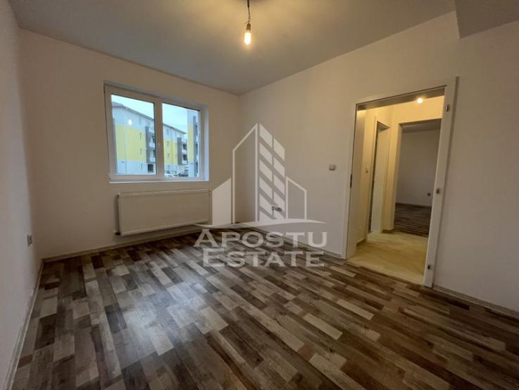 Apartamente cu 2 camere decomandat, la parter cu balcon zona Braytim.