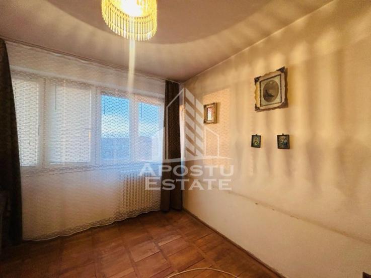 Apartament cu 2 camere, etaj intermediar in Iosefin langa Pompieri.