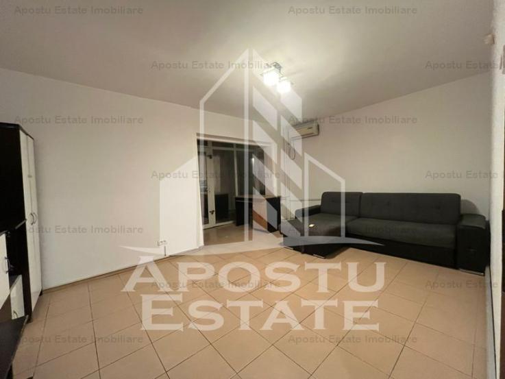 Apartament cu 2 camere, decomandat, situat in zona Girocului