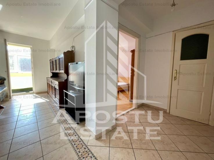 Apartament cu 4 camere, 2 bai, 2 terase, ULTRACENTRAL/MEDICINA