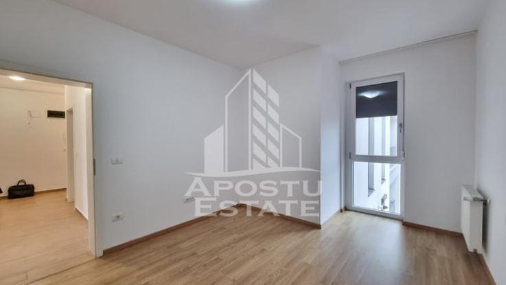 Apartament 2 camere, bloc nou, etaj 2, loc de parcare, zona Bucovina