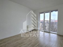 Apartament cu 3 camere si 2 bai, centrala proprie, zona Aradului