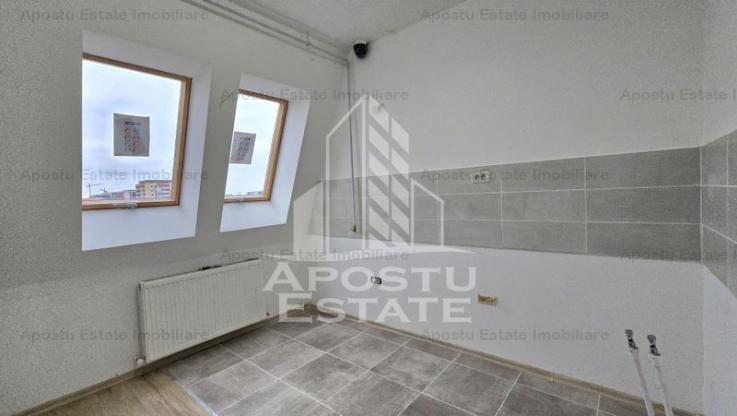 Apartament cu 3 camere si 2 bai, centrala proprie, zona Aradului