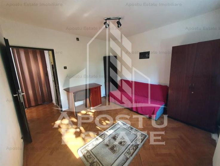 Apartament cu 4 camere 2 bai si 2 balcoane, Aradului