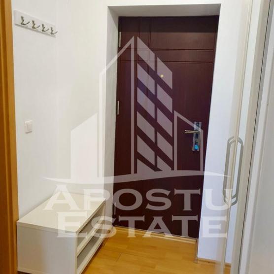 Apartament o camera, aer conditionat, langa VOX