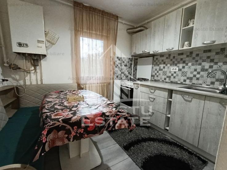 Apartament 3 camere, decomandat, centrala proprie,  2 bai, Lipovei.