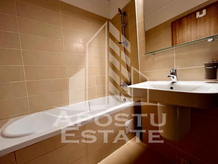 Apartament cu 2 camere, decomandat, loc de parcare, in City of Mara