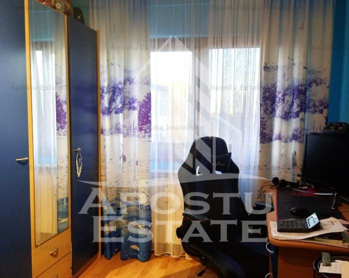 Apartament cu 2 camere, de vanzare, in Micalaca, Arad.