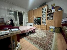 Apartament cu o camera la etajul 2, zona Buziasului