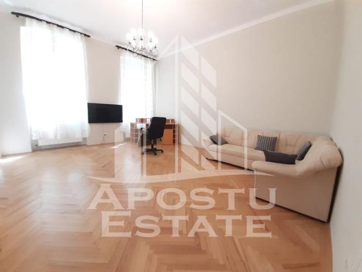 Apartament 3 camere, centrala proprie, 3 aparate Aer C., Zona Garii