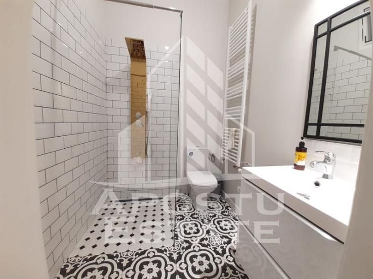 Apartament 3 camere, centrala proprie, 3 aparate Aer C., Zona Garii