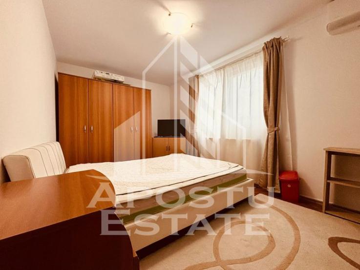 Apartament cu 3 camere, centrala proprie, zona Circumvalatiunii