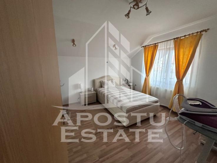 Duplex deosebit cu 5 camere, situat într-o zonă liniștită și exclusiv