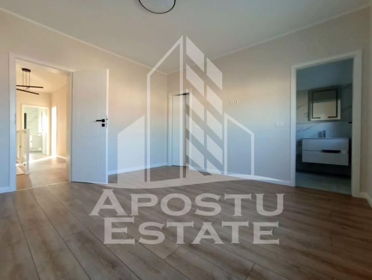 Duplex cu 4 camere, 140 m²,  in Mosnita Noua